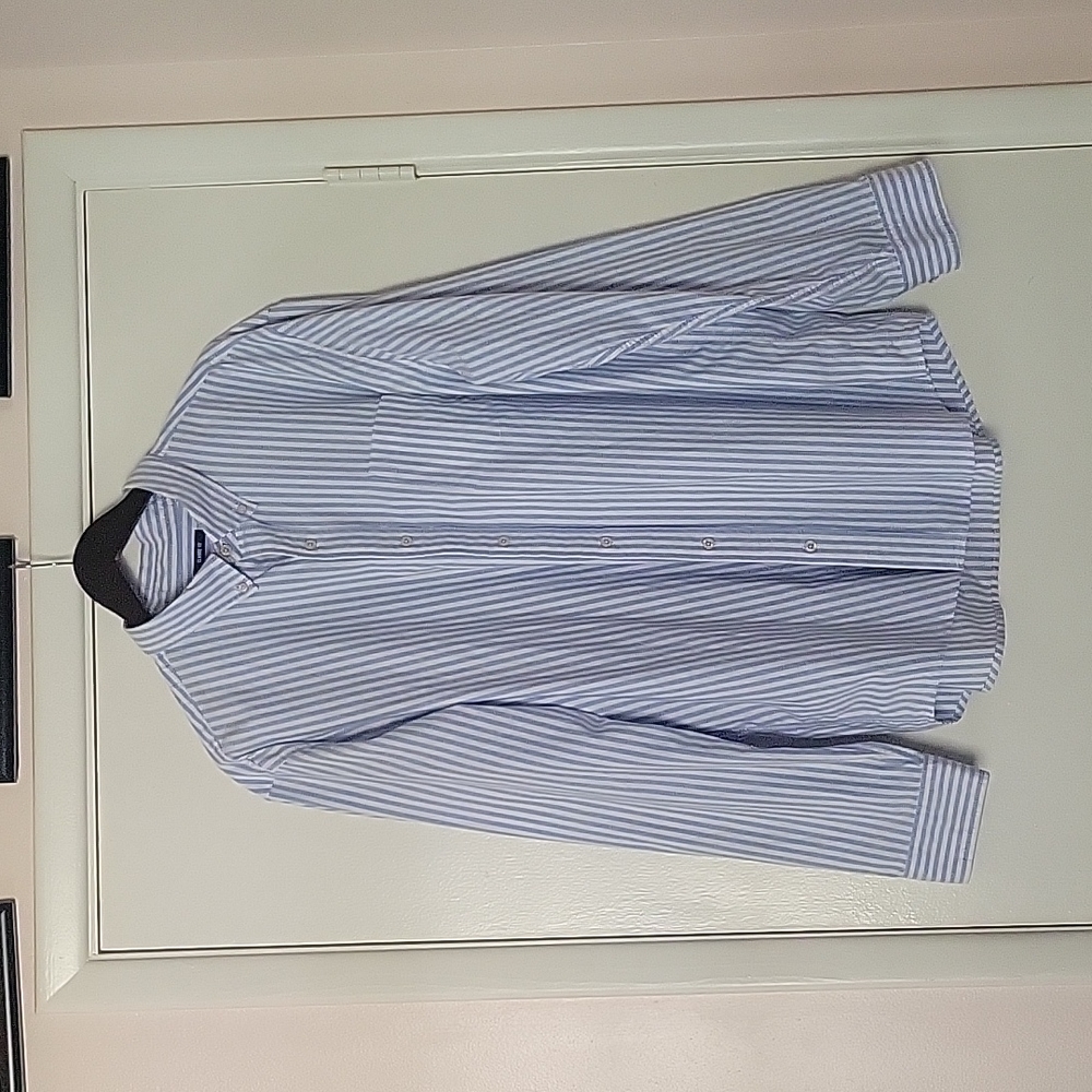 Crown & Ivy Classic Fit Button Down Dress Shirt